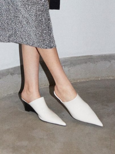 FID0122F0141_pz_a001