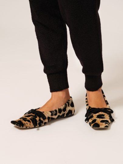 NUL0122W0011_pz_a009